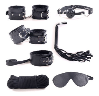Guilty toys 7 db-os BDSM szett/ fekete